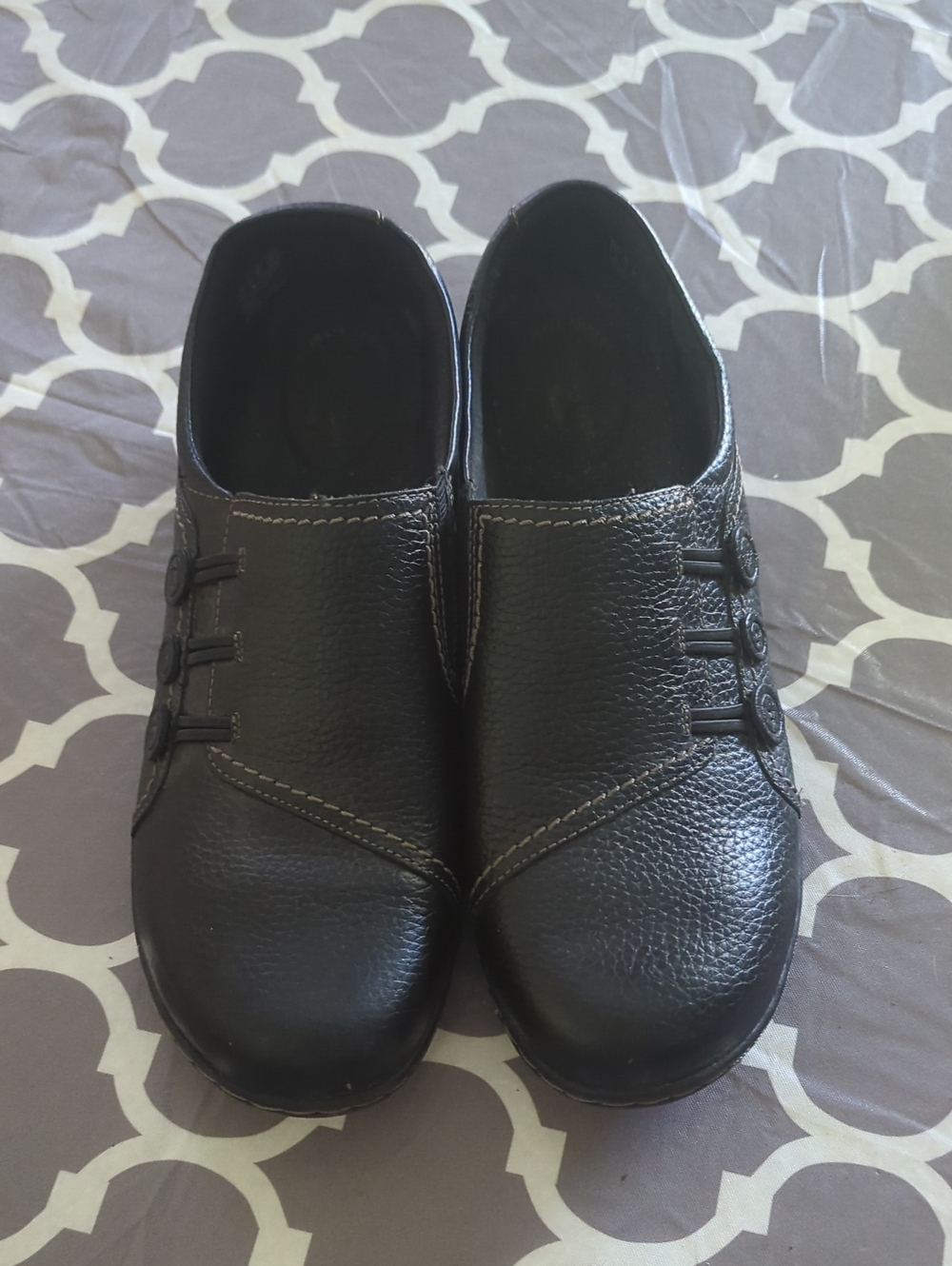 Clarks Womens Black Casual Slip-On Loafers
